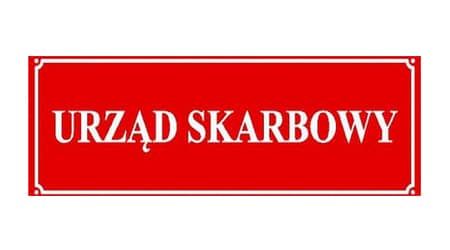Tablica z napisem urząd skarbowy.