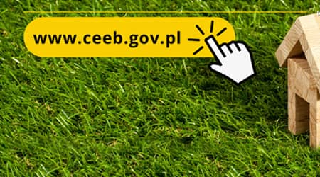 Grafika z trawnikiem, domkiem z drewnianych klocków i adresem strony: www.ceeb.gov.pl